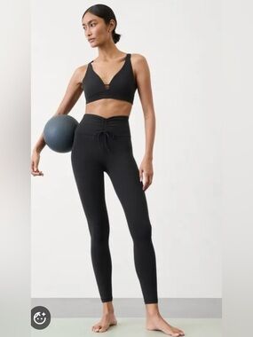 Athleta Elation Cinch Ultra High Rise Legging in black